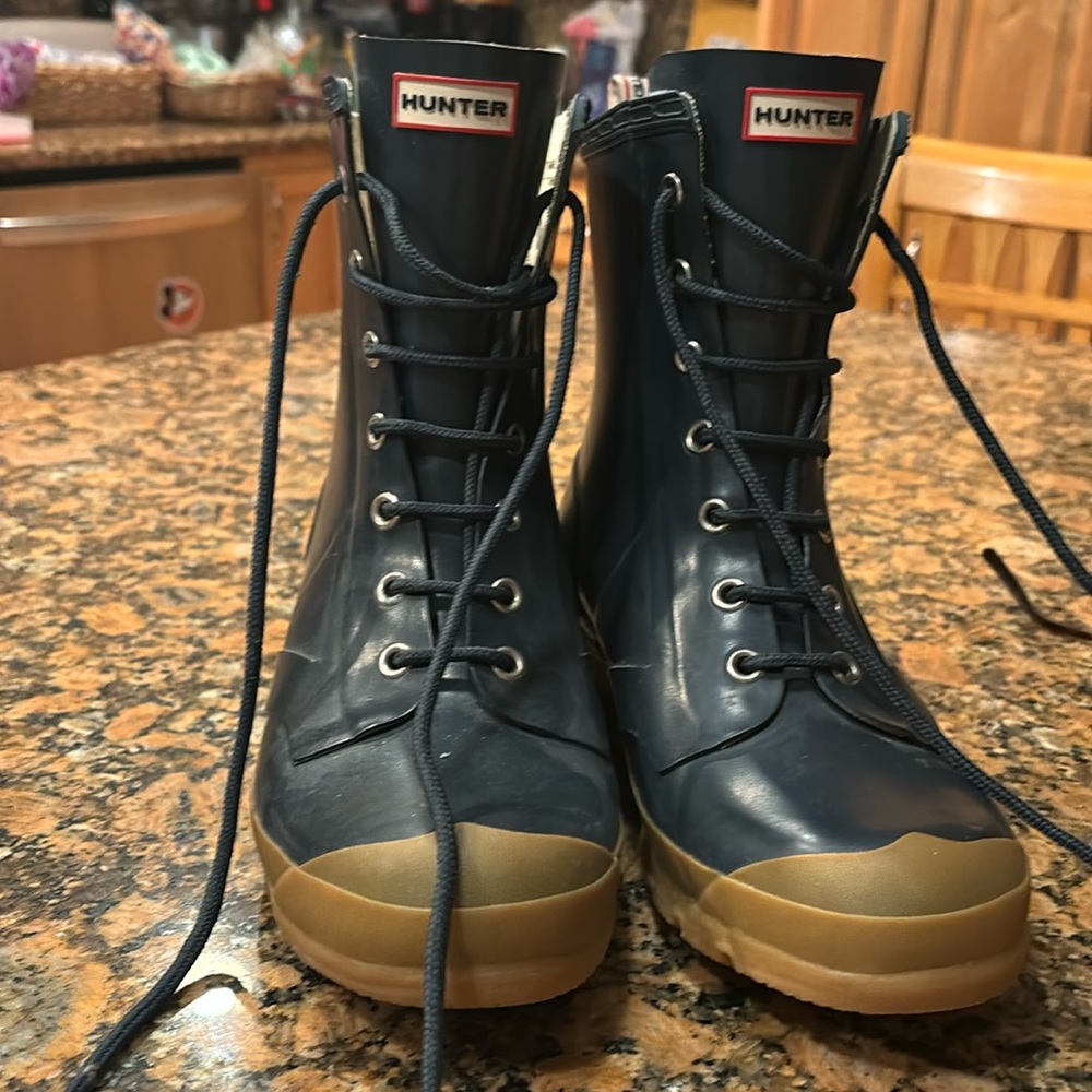 Women’s rain boots